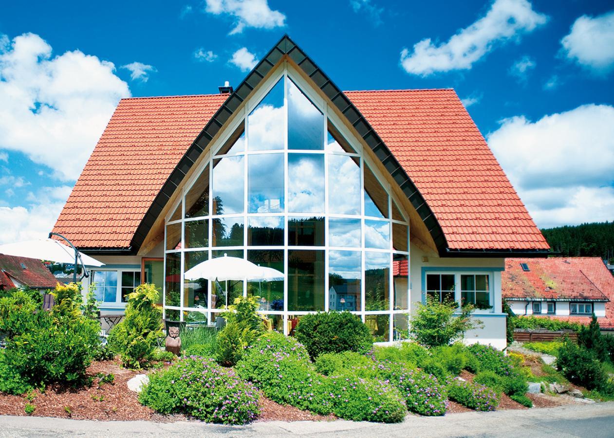 Berghotel Schiller Schonach im Schwarzwald Exterior photo