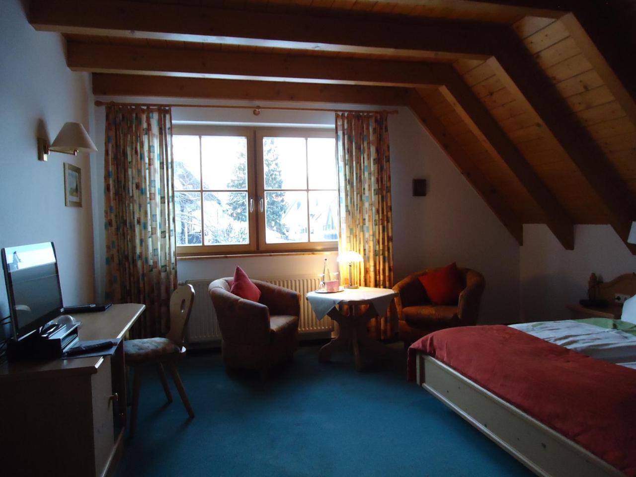 Berghotel Schiller Schonach im Schwarzwald Exterior photo